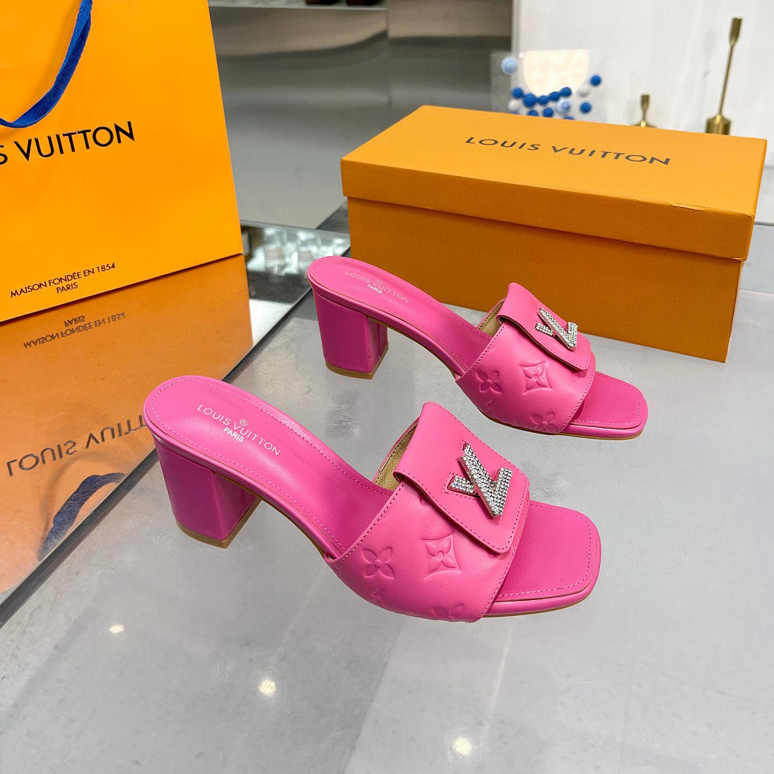 Louis Vuitton LV Flat Cut With Chunky Flip-flops Slide Sandal (Replica)