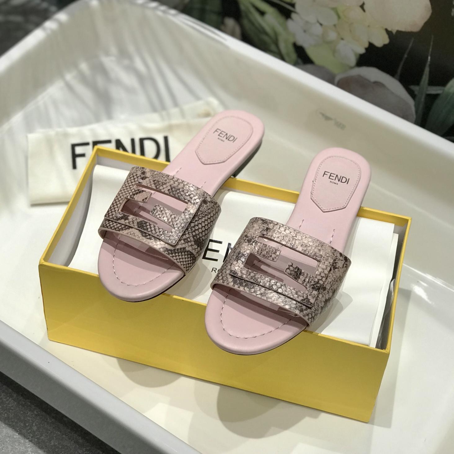Fendi Slippers Shoes Sandal Slide (Replica)