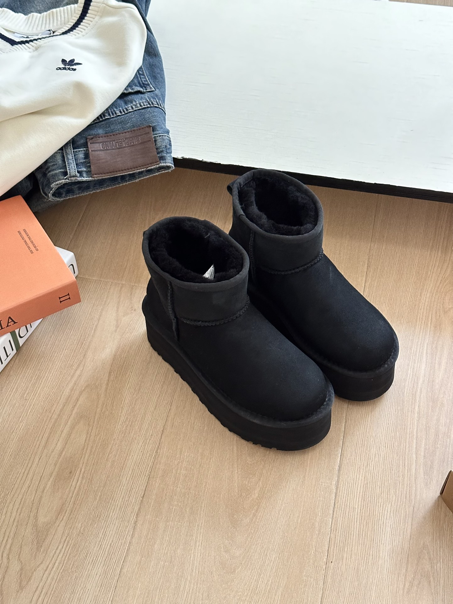 UGG shoes 025 BY071