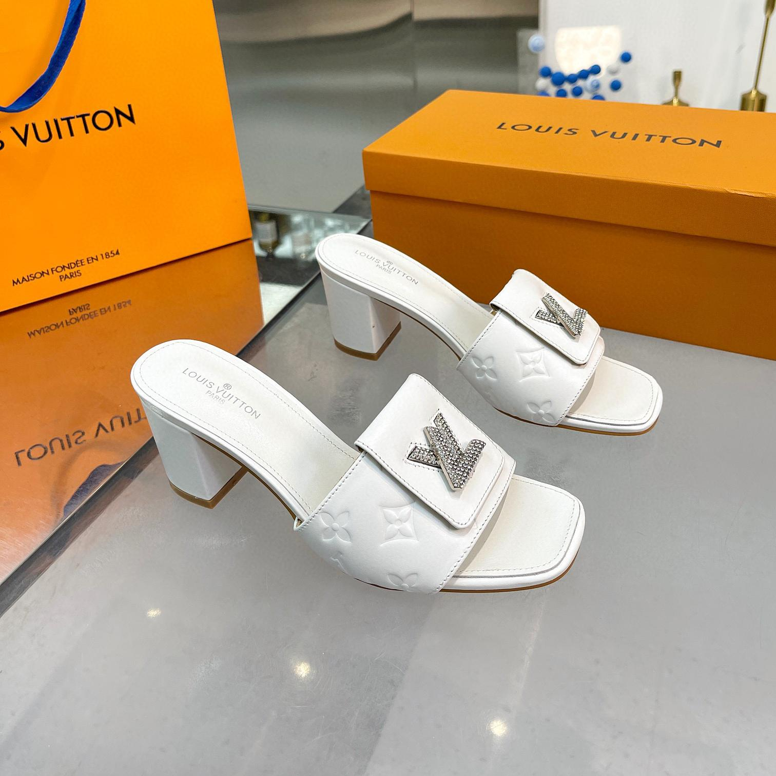 Louis Vuitton LV Flat Cut With Chunky Flip-flops Slide Sandal (Replica)