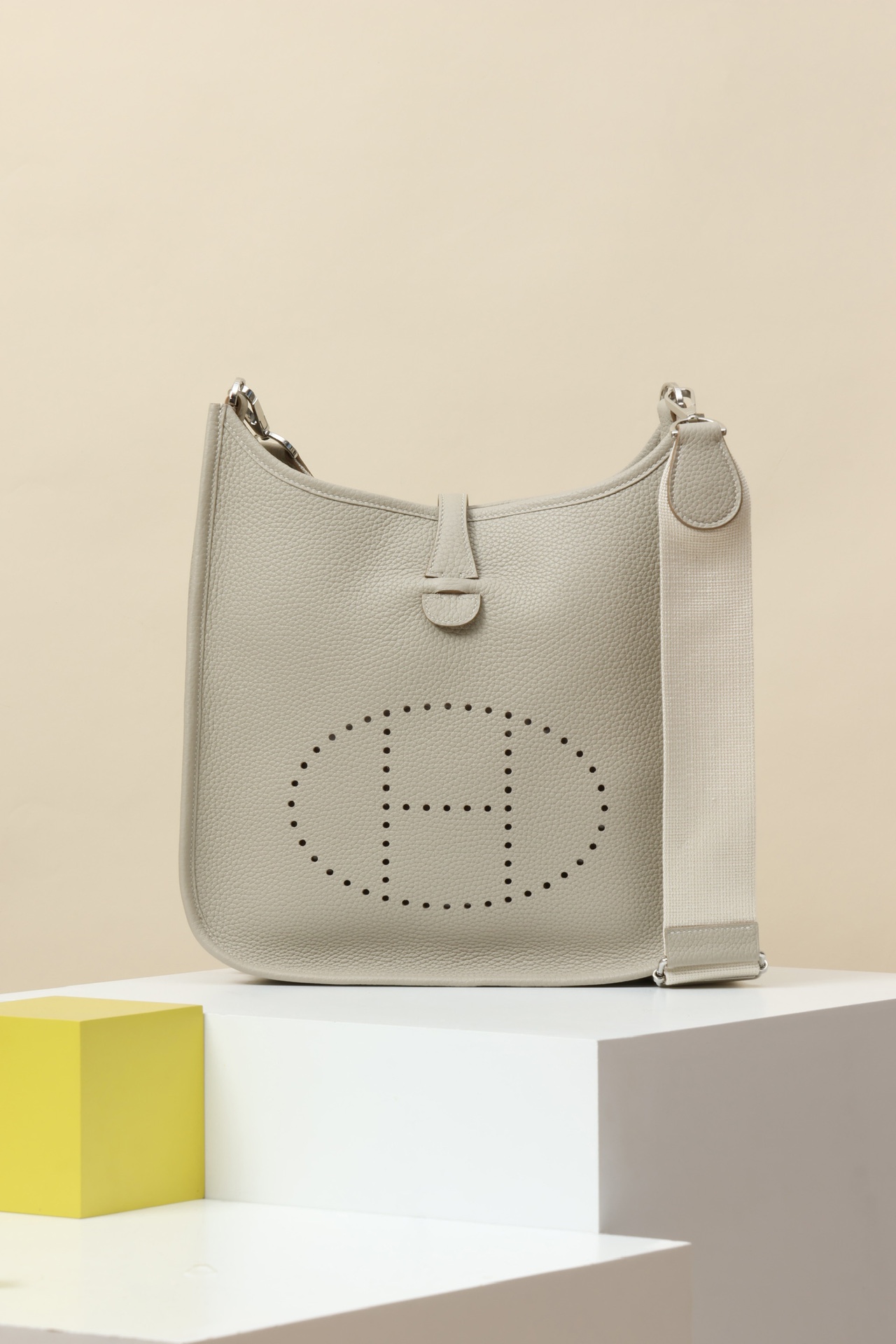 Hermes Yī fú lín Bags handbag Shoulder Bag 29cm （12AReplica）