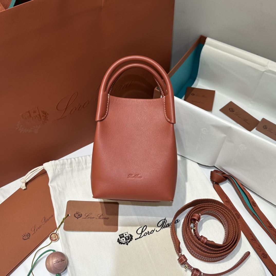 LoroPiana Bags  Bale New model  Bucket bag（12AReplica）