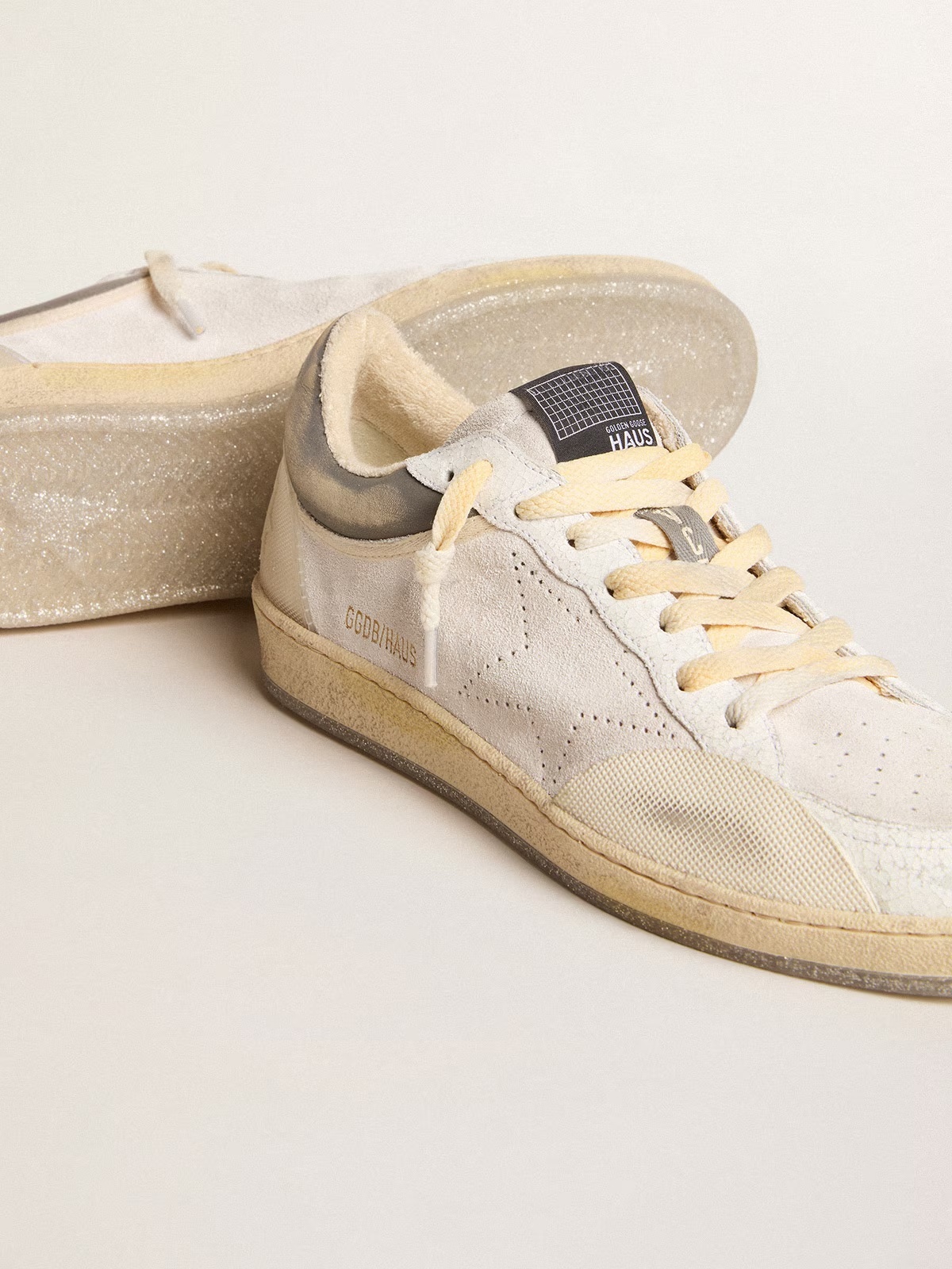Golden Goose GGDB Ball Star Sabots in nappa leather with ice-gray suede star