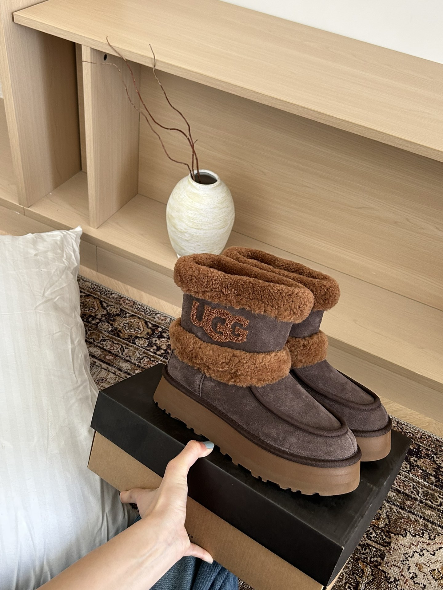 UGG shoes 036 BY002