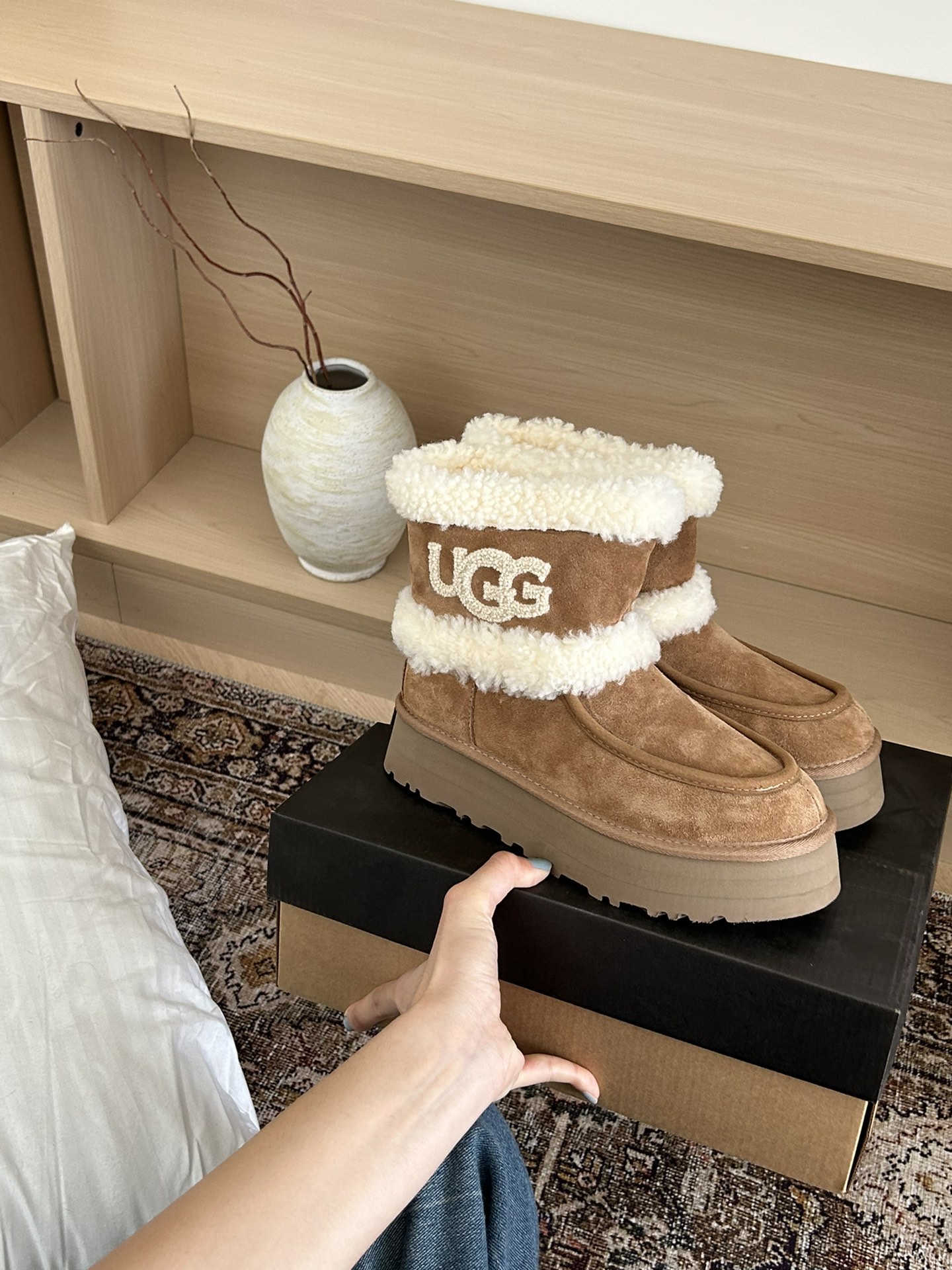 UGG shoes 036 BY002