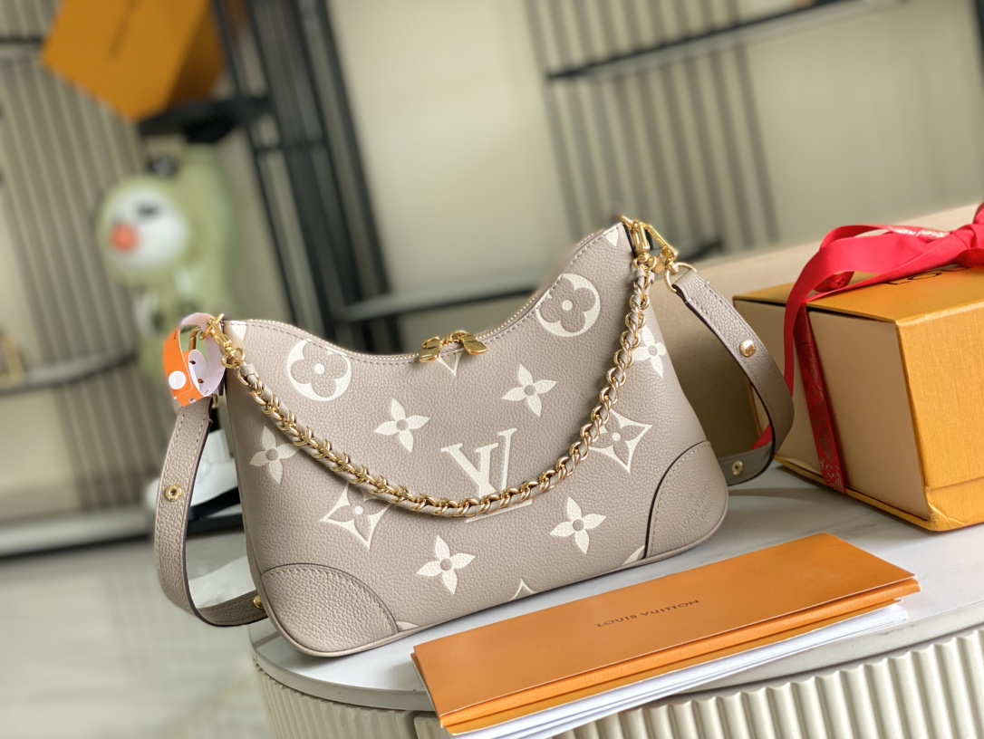 Louis Vuitton Bags CARRYALL Shoulder Bag M12930（12AReplica）