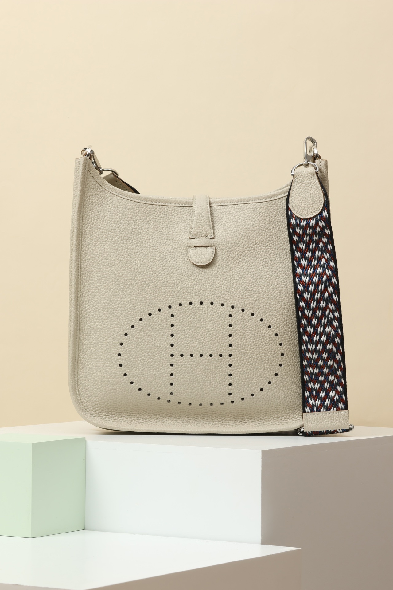 Hermes Yī fú lín Bags handbag Shoulder Bag 29cm （12AReplica）