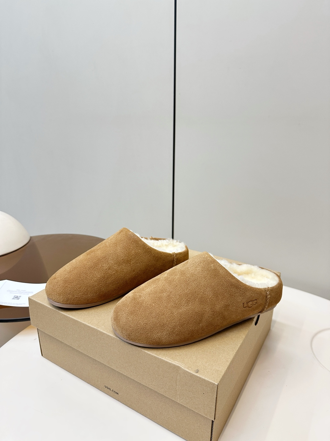 UGG New Autumn/Winter Slip-On Lazy Mule Slippers - High Quality Version(Replica)