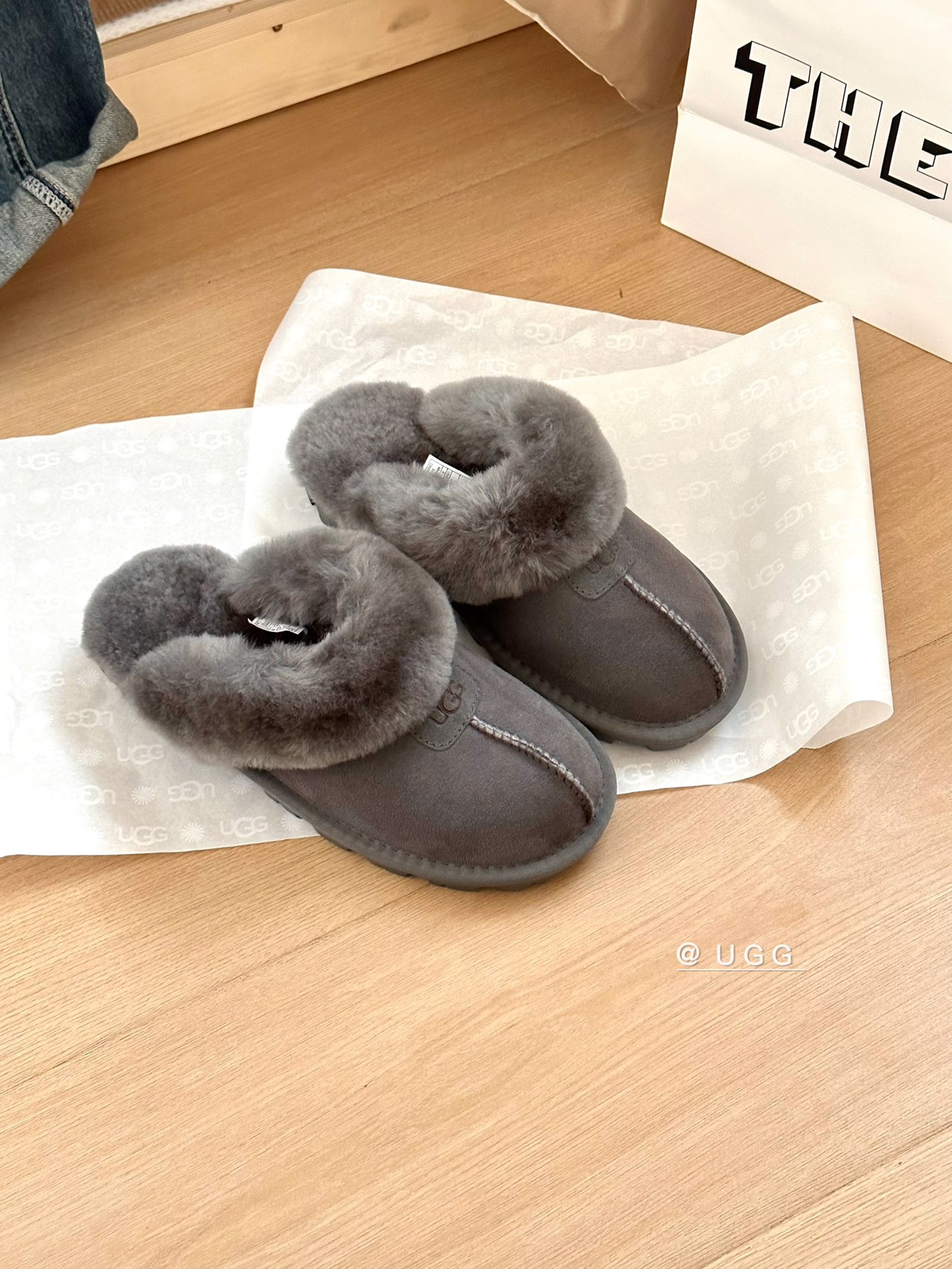 UGG shoes 038 BY061