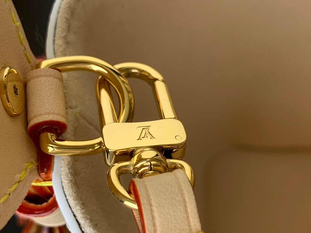 Louis Vuitton Bags 𝐁𝐎𝐔𝐋𝐎𝐆𝐍𝐄 Shoulder Bag Monogram  LV x TM ALL IN BB M13089（12AReplica）