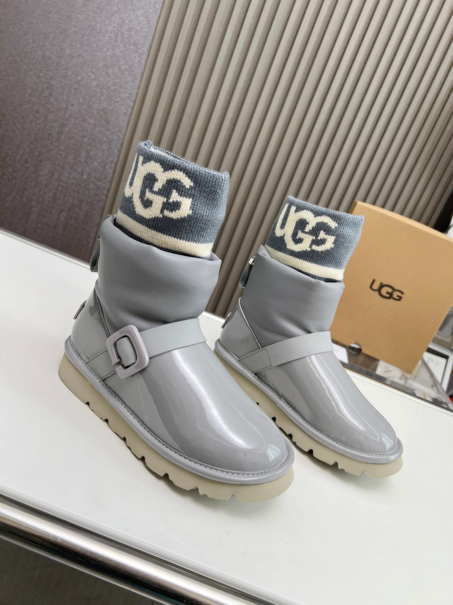 UGG shoes 020 BY032