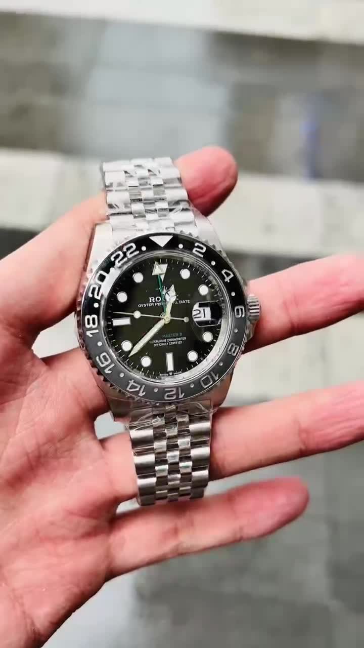 Rolex Perpetual GMT-Master II 116710ln Series