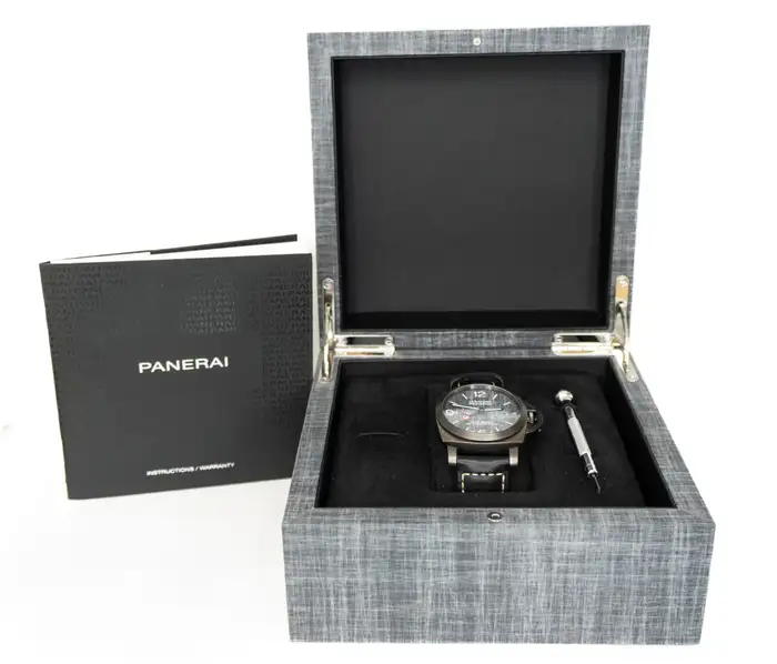 Panerai Luminor Luna Rossa GMT Automatic Grey Dial Men's Watch PAM01036