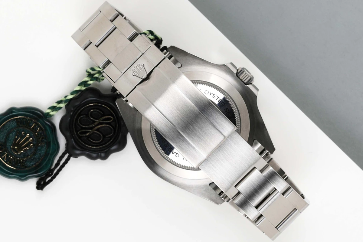 Rolex Sea-Dweller 4000 126600-4802062