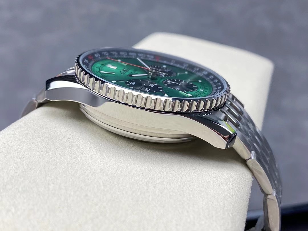 Breitling Navitimer B01 Chronograph 43mm Mens Watch