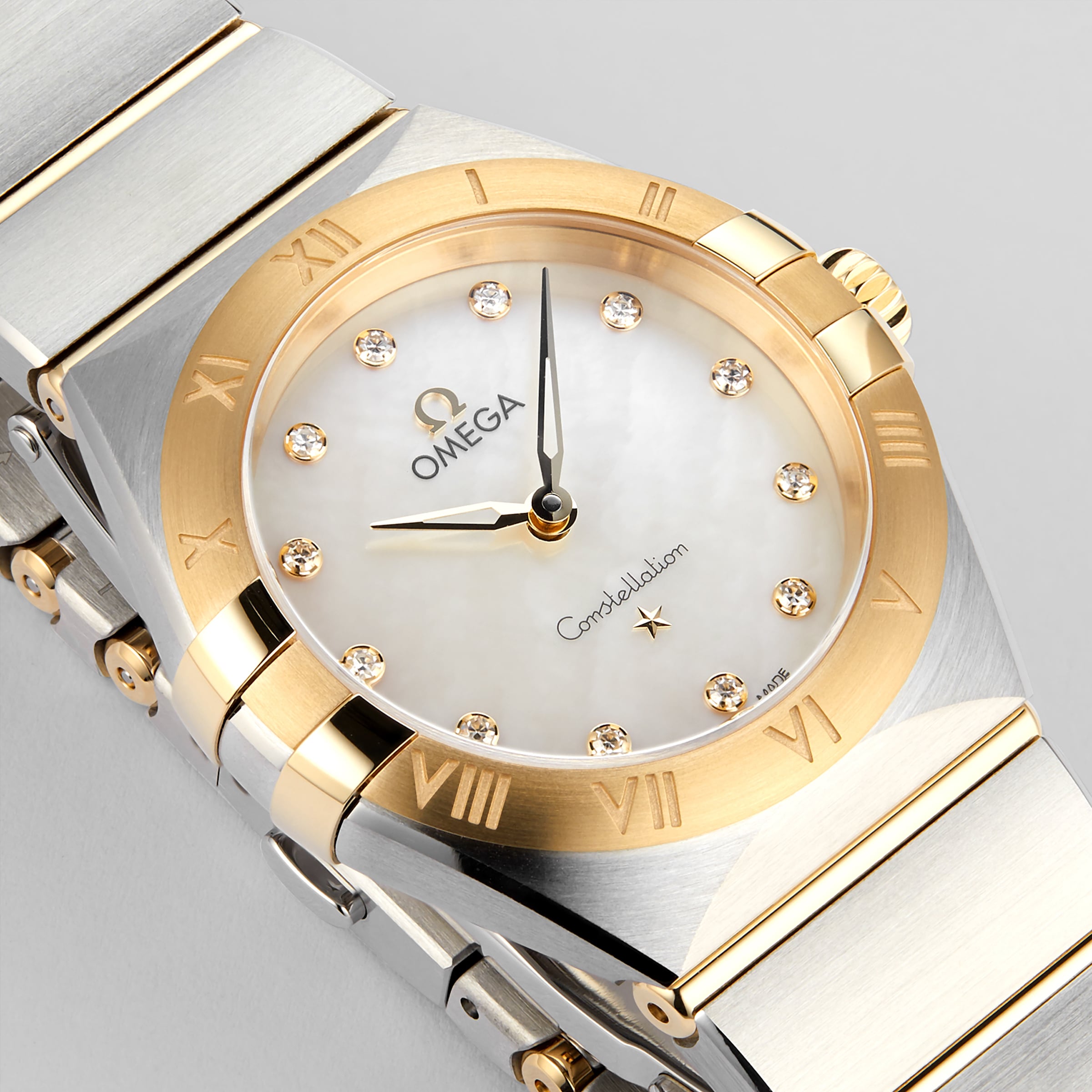 Omega Constellation Manhattan 28mm Ladies Watch-P17331605