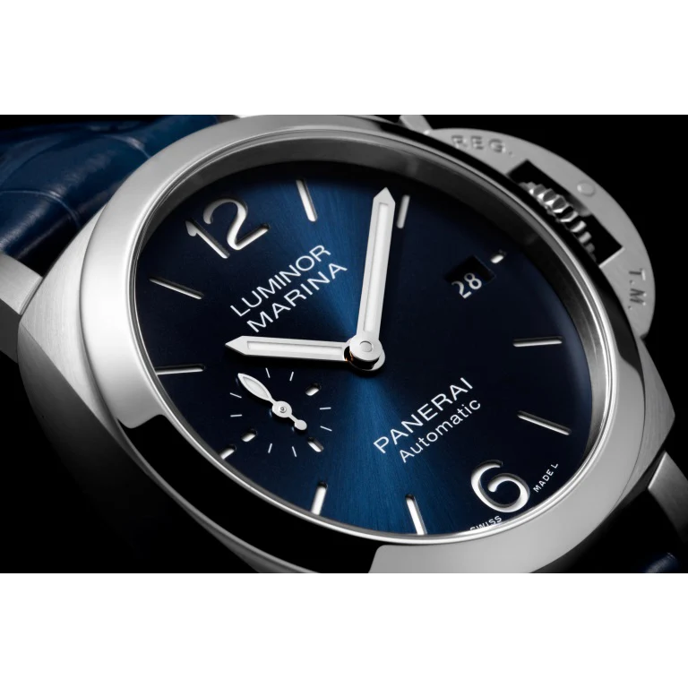Panerai Luminor Blue Dial PAM01393
