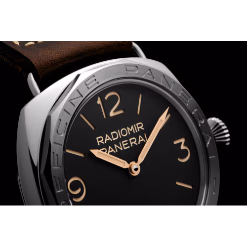 Panerai Radiomir Black Dial 47mm Men's Limited Editon Hand Wound Watch PAM00685