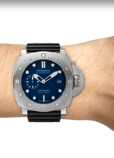 Panerai Submersible BMG-TECH Blue Dial Men's Watch PAM00692