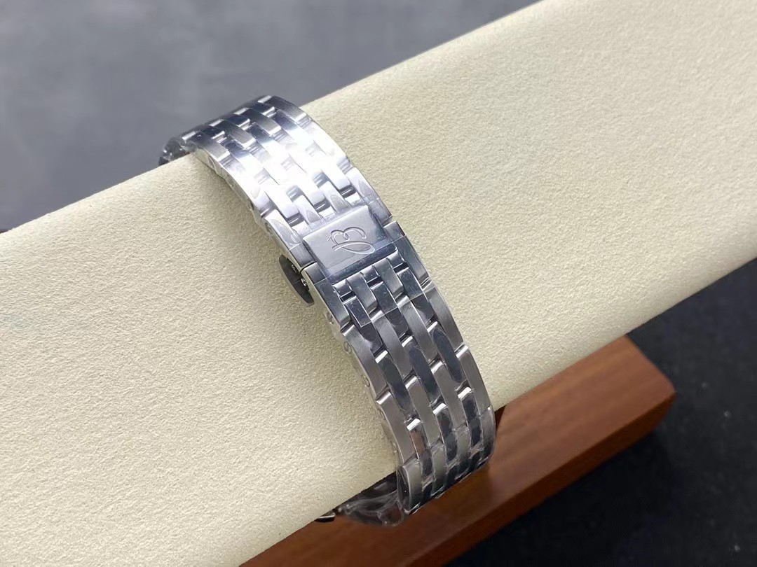 Breitling Navitimer B01 Chronograph 43mm Mens Watch