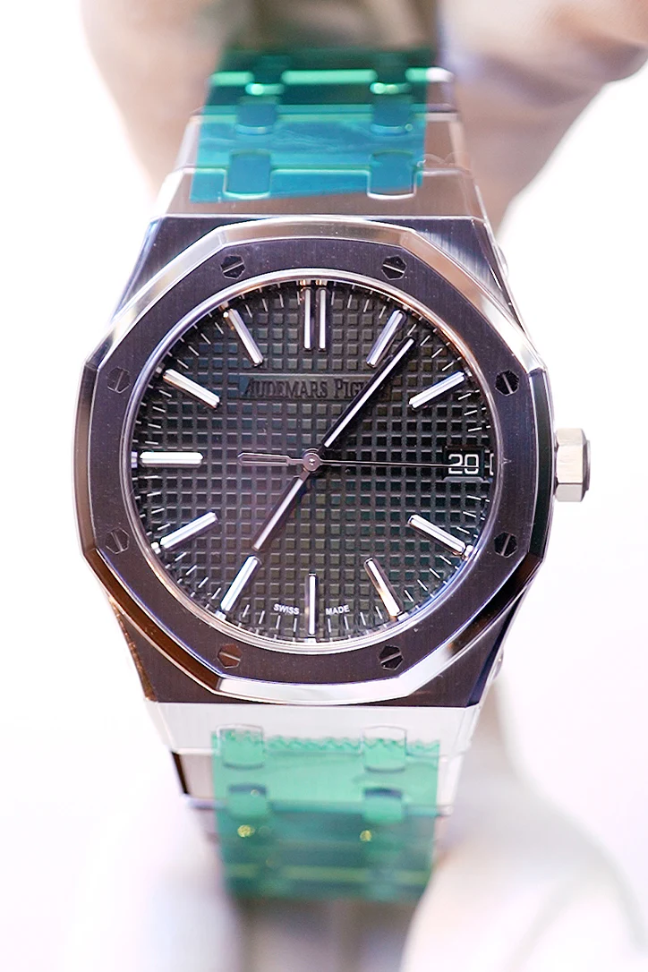 Audemars Piguet Royal Oak 41 Khaki Green Dial 50th Anniversary Watch 15510ST.OO.1320ST.04 DCM