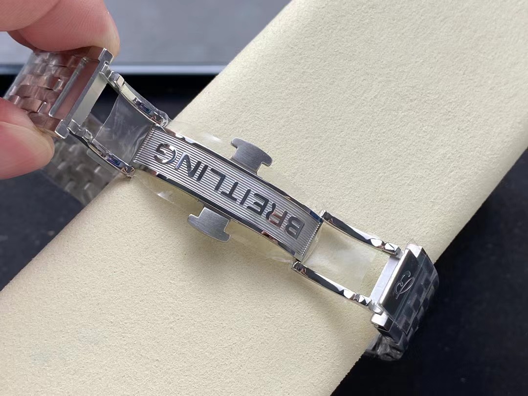 Breitling Navitimer B01 Chronograph 43mm Mens Watch