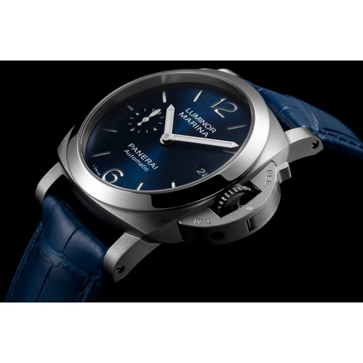 Panerai Luminor Blue Dial PAM01393