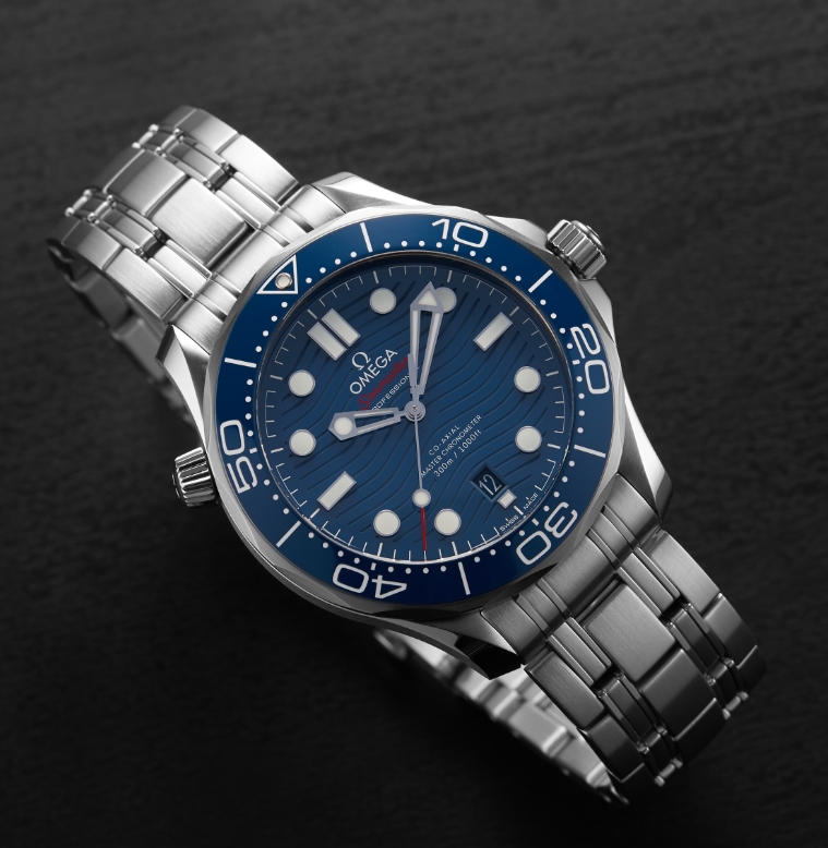 Omega Seamaster Diver 300m CHRONOGRAPH Blue 44mm