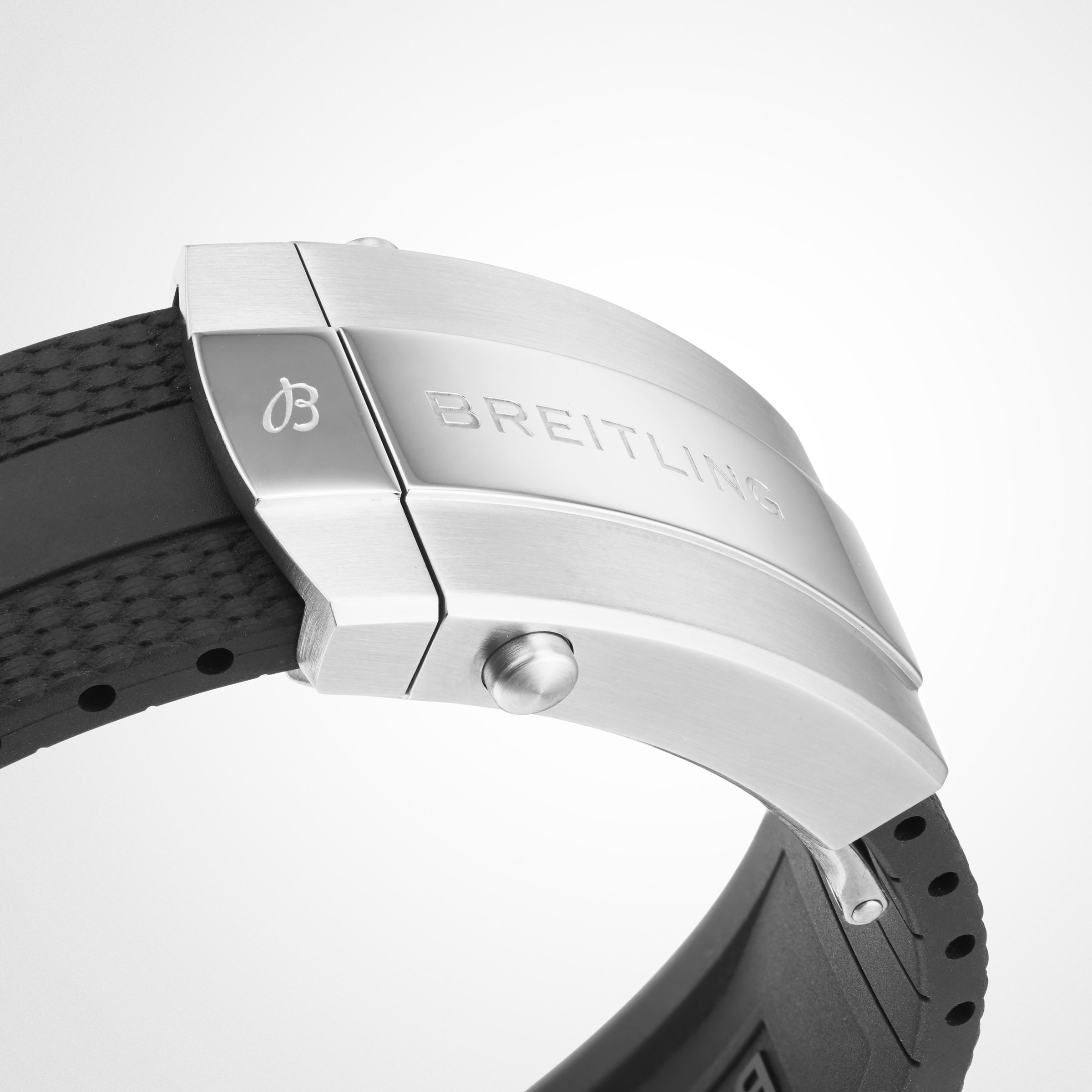 Breitling Superocean 42mm Mens Watch Black Rubber-P17532125