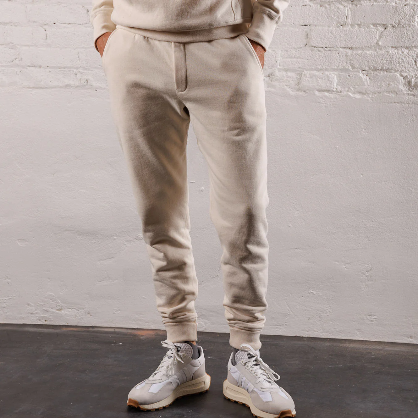 Skyline Heavyweight Fleece Jogger in Oatmeal