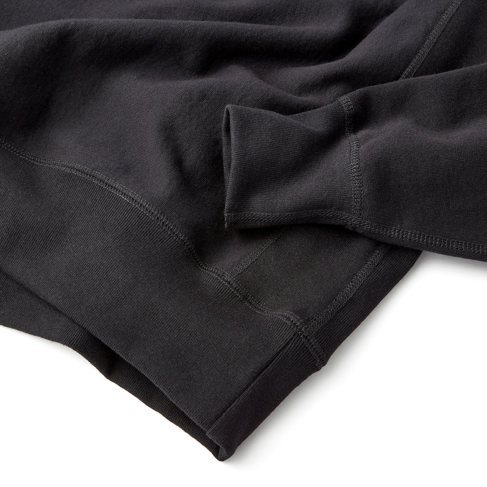 Skyline Heavyweight Fleece Crewneck in Black