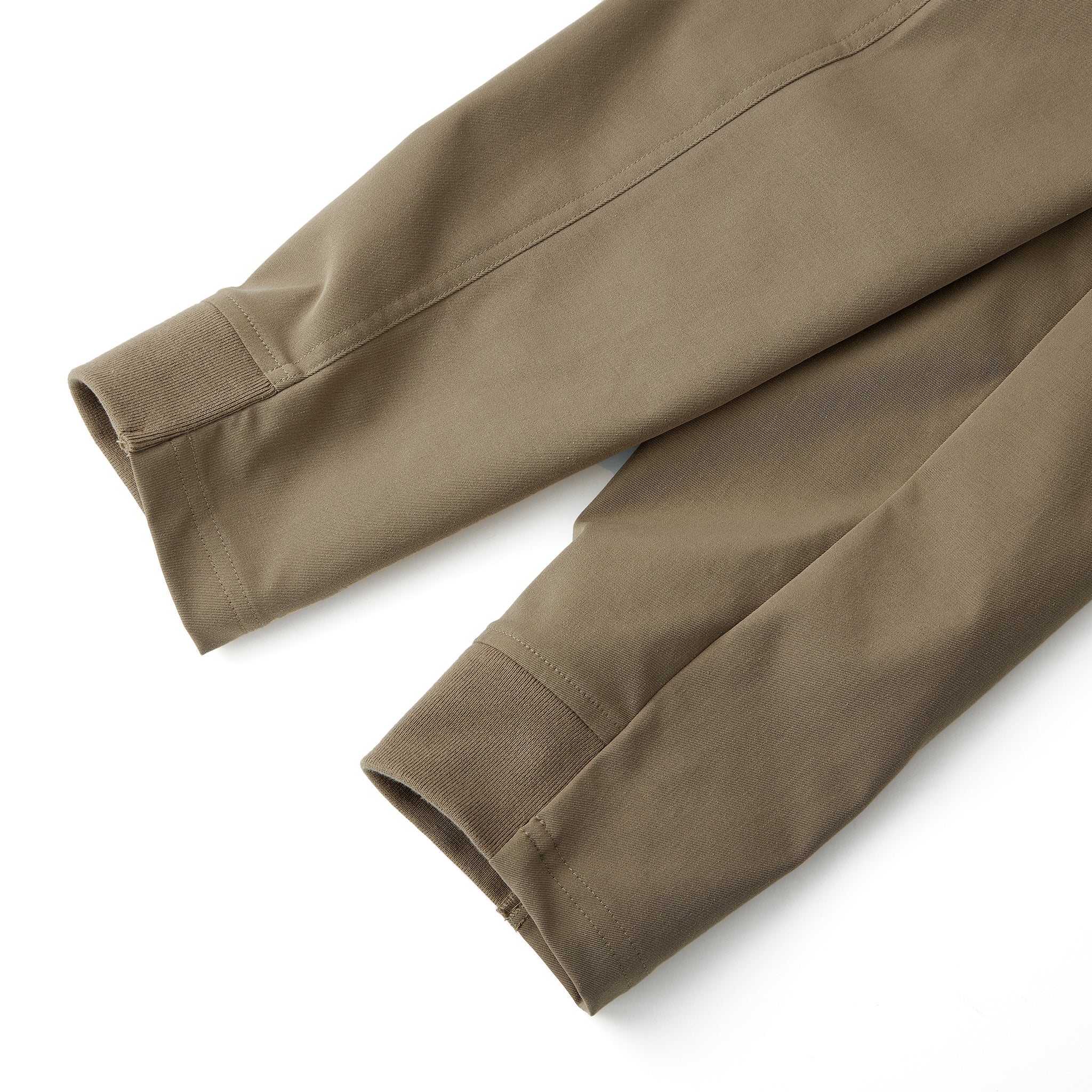 Tour Jogger in Olive Khaki