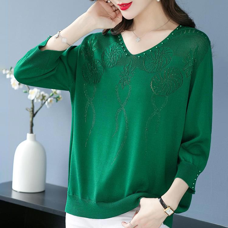 🔥Last Day Sale 49%🔥Women’s Vintage V-neck Beaded Pullover Shirt