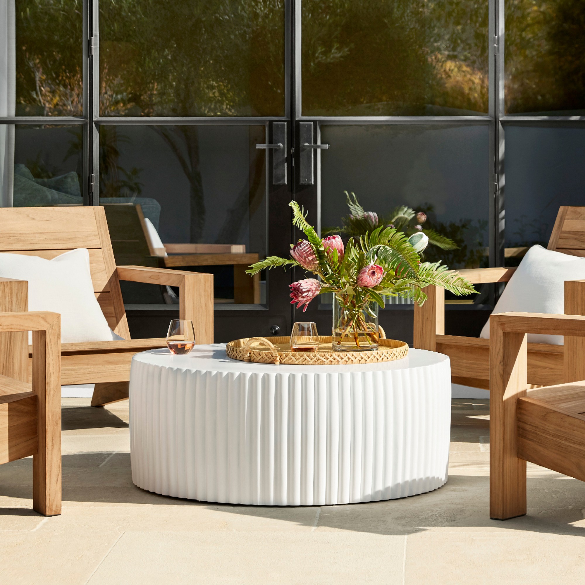 Tropea Fluted Round Coffee Table (42