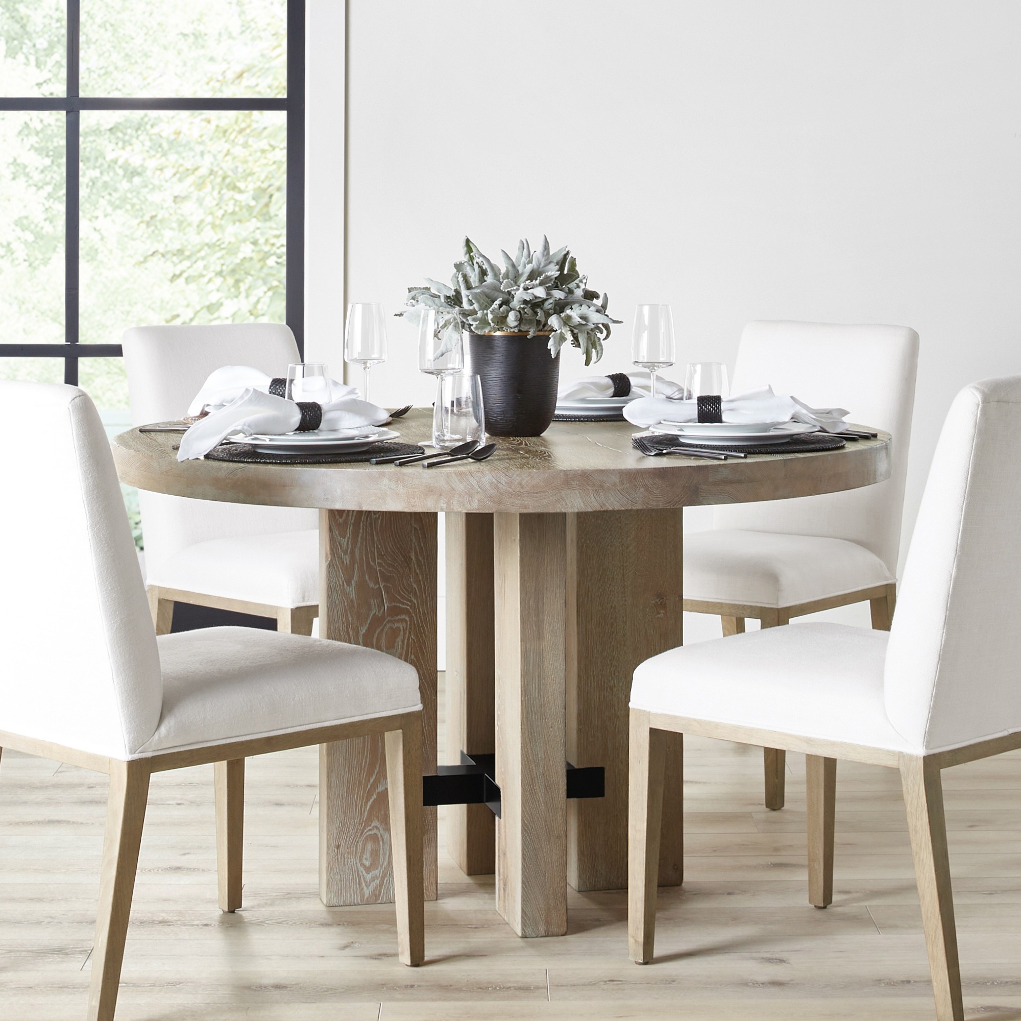 Montauk Round Dining Table (52