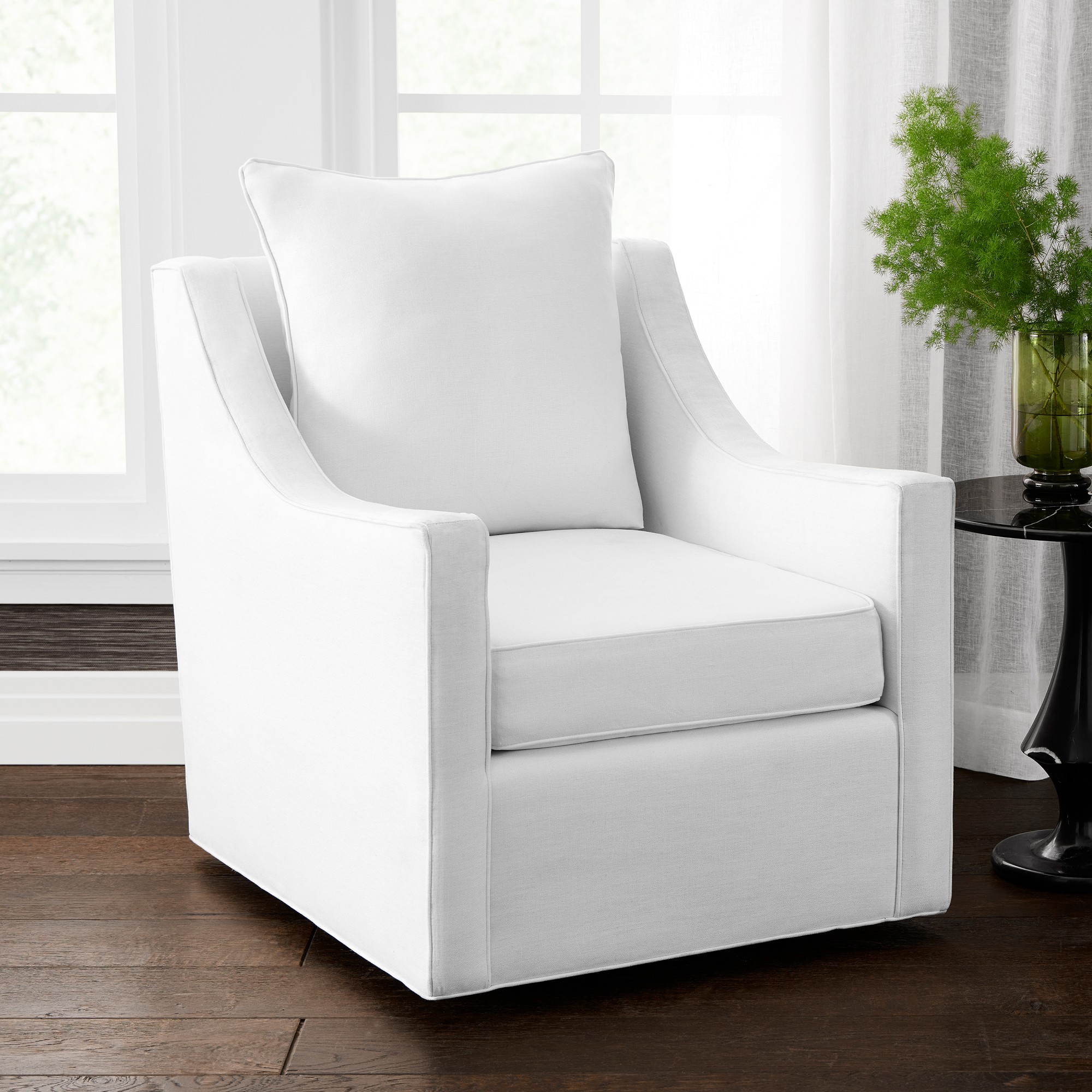Presidio Swivel Chair
