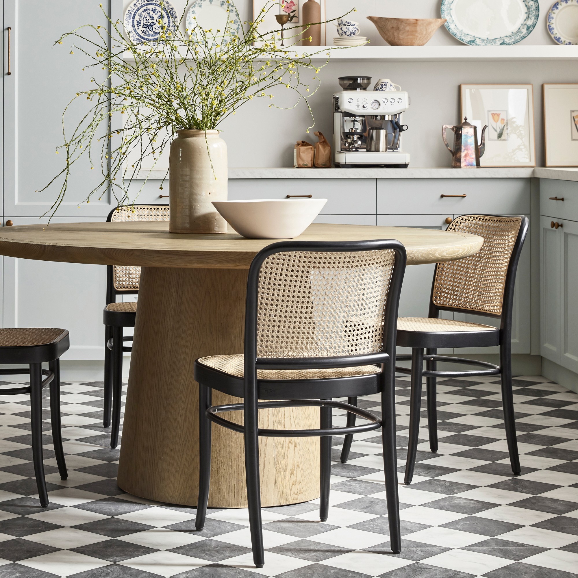 Radius Round Dining Table (60