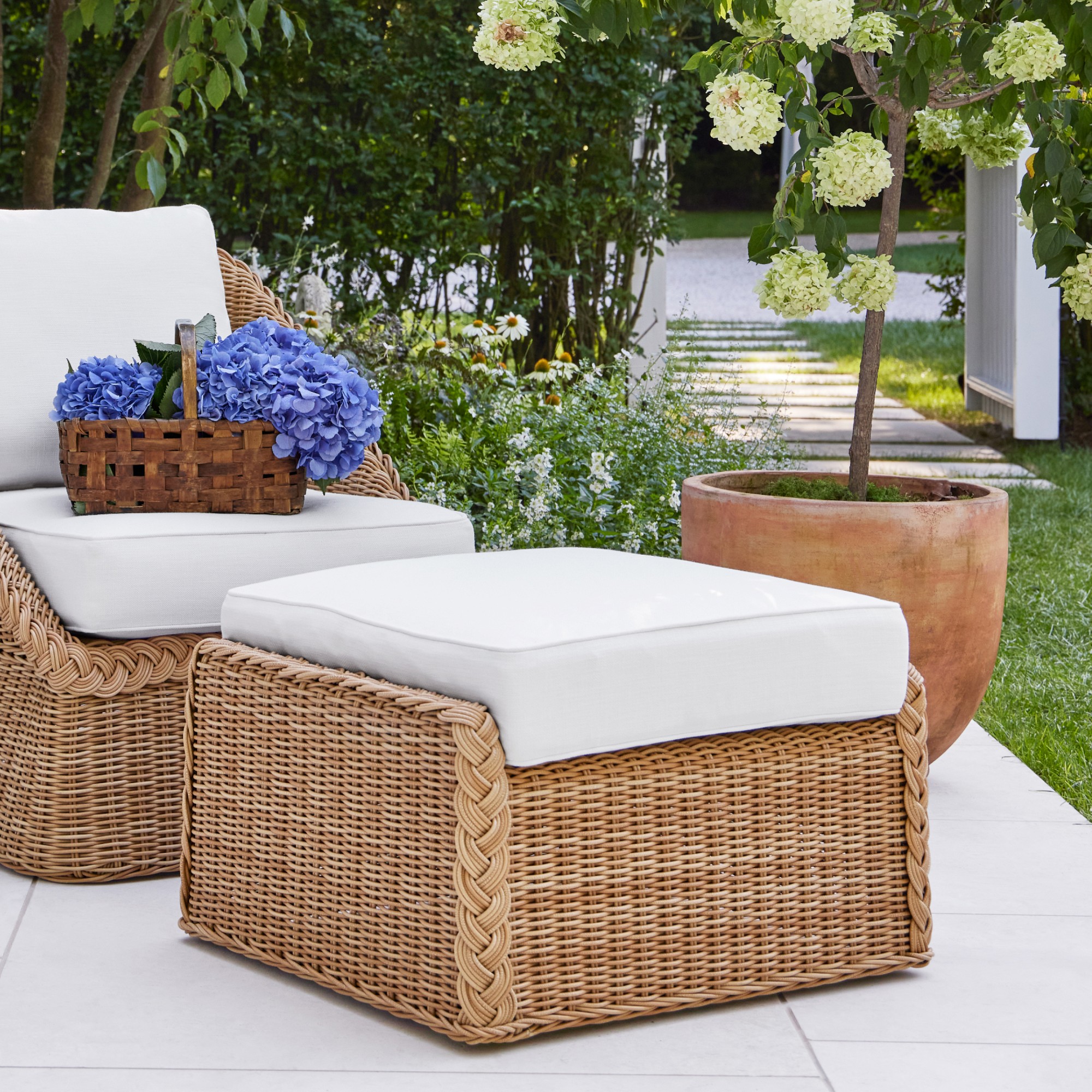 AERIN East Hampton Coffee Table Ottoman (28.5