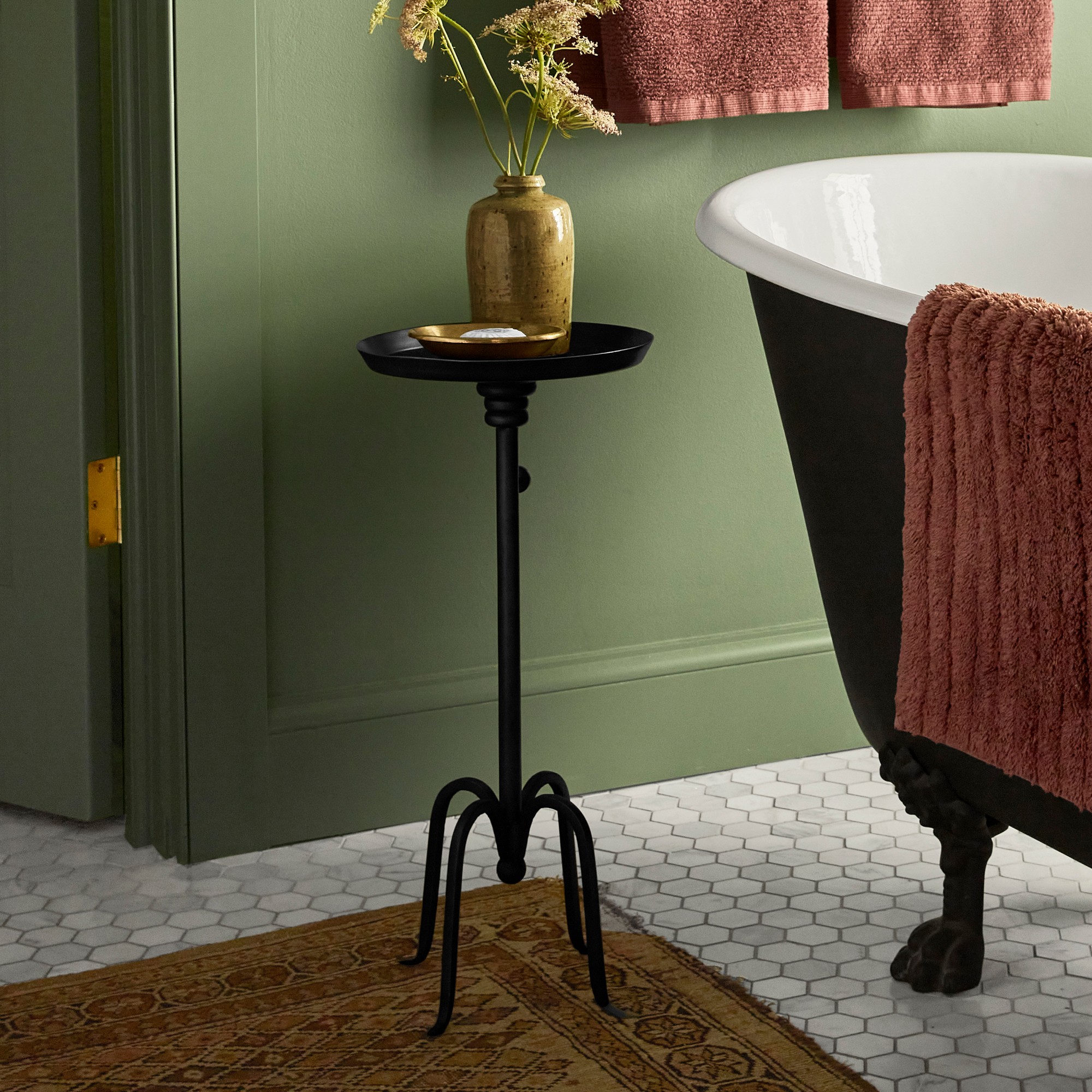 Metal Adjustable Accent Table (10