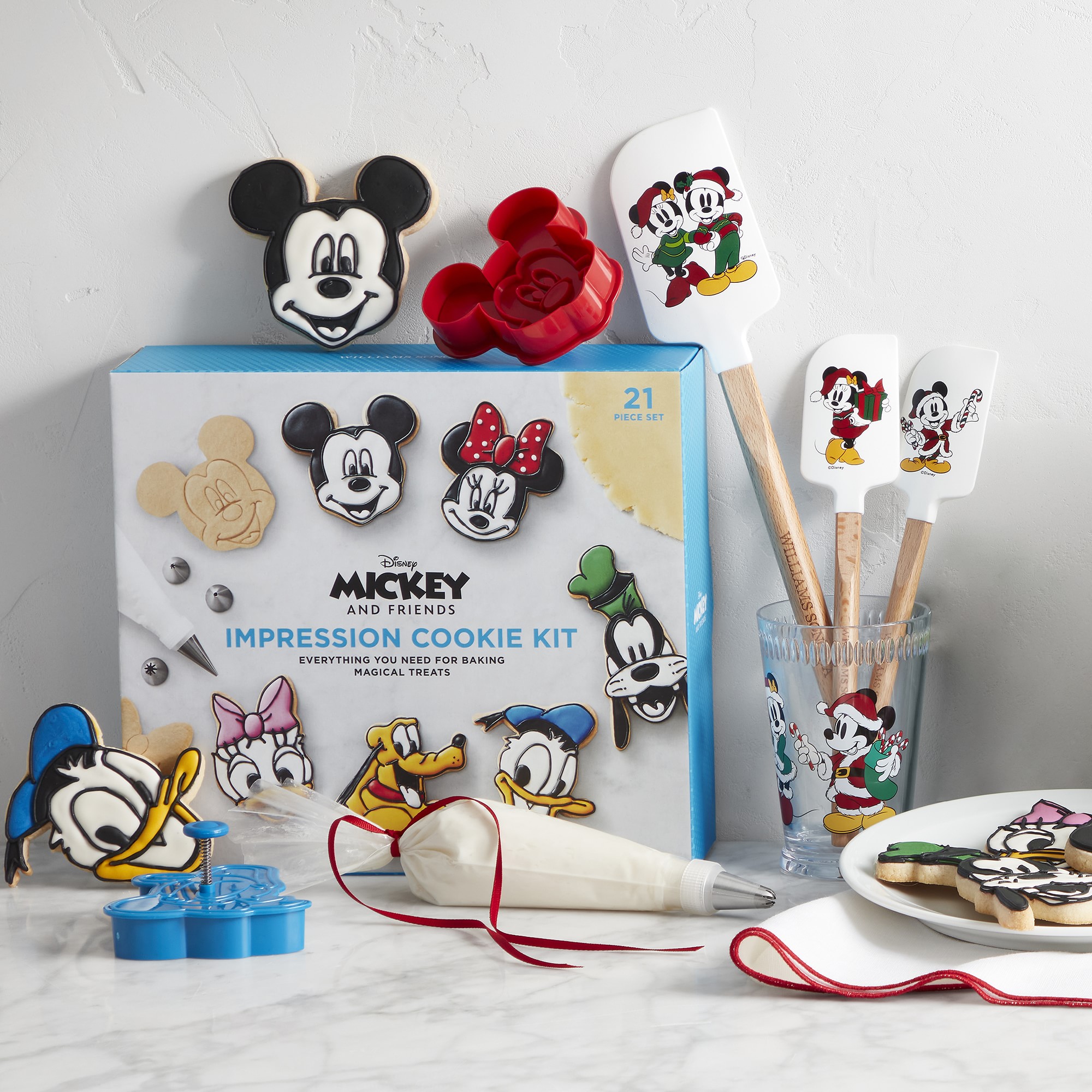 Mickey Mouse Silicone Wood Spatula, Medium