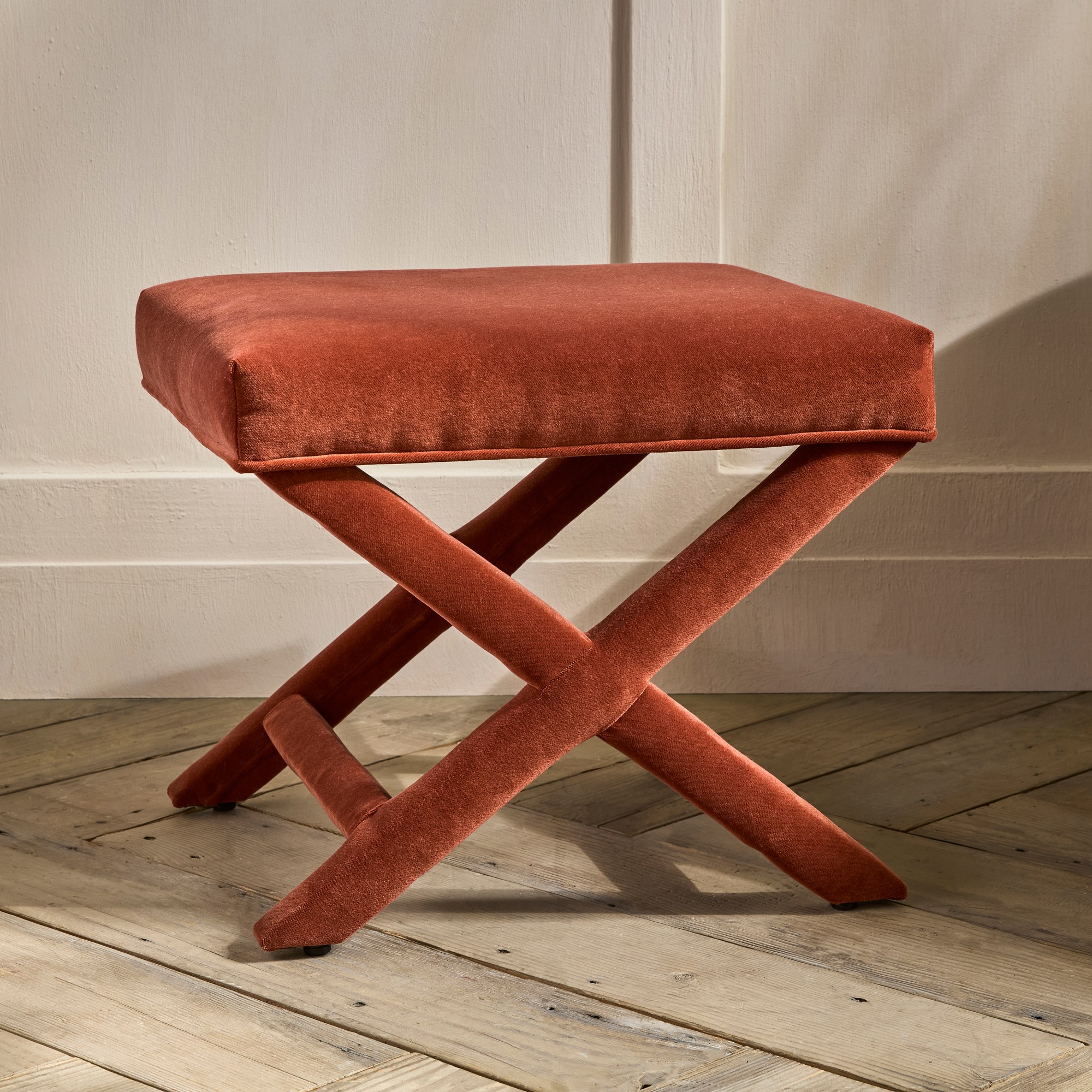 X-Base Stool (22