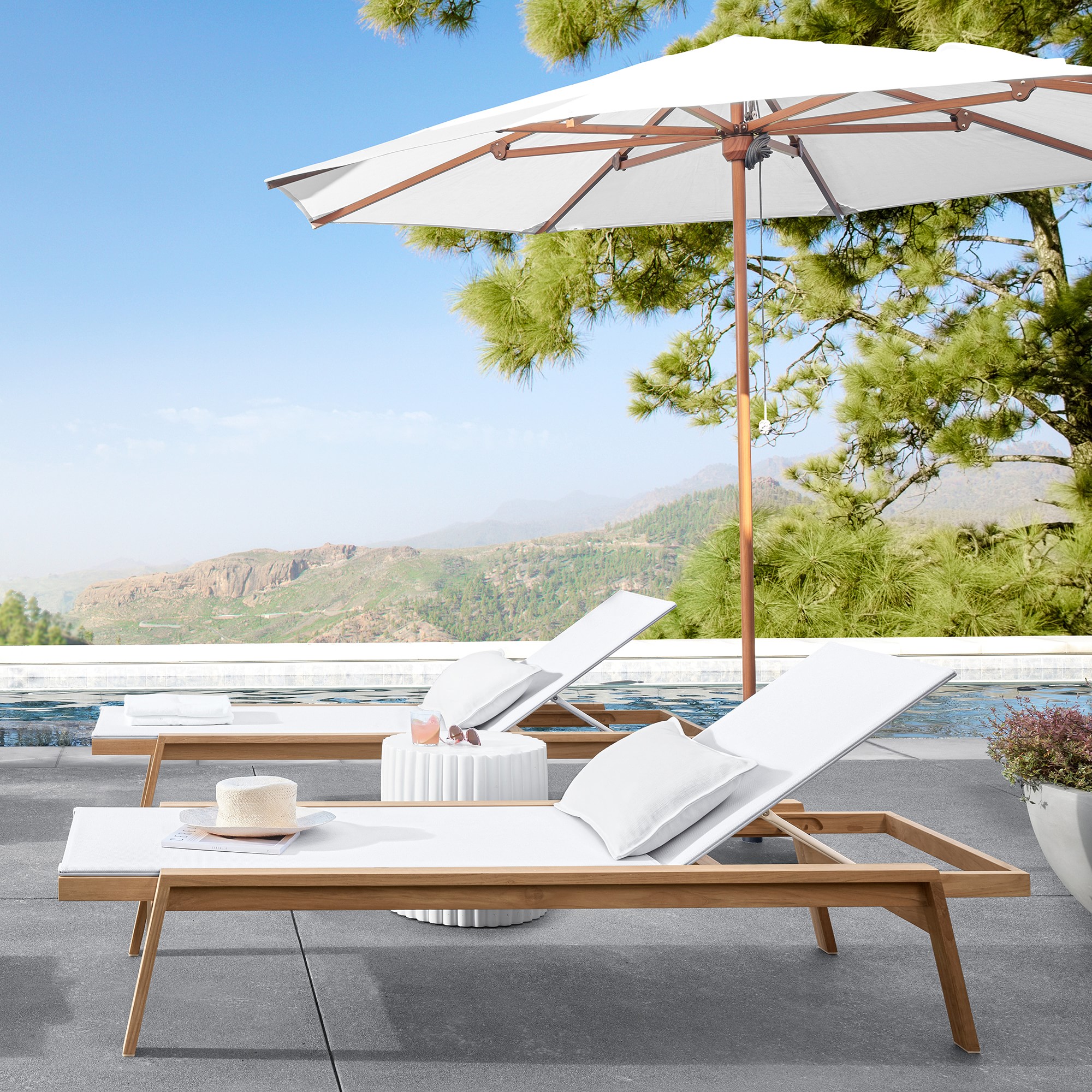 Santa Barbara Outdoor Natural Teak Chaise