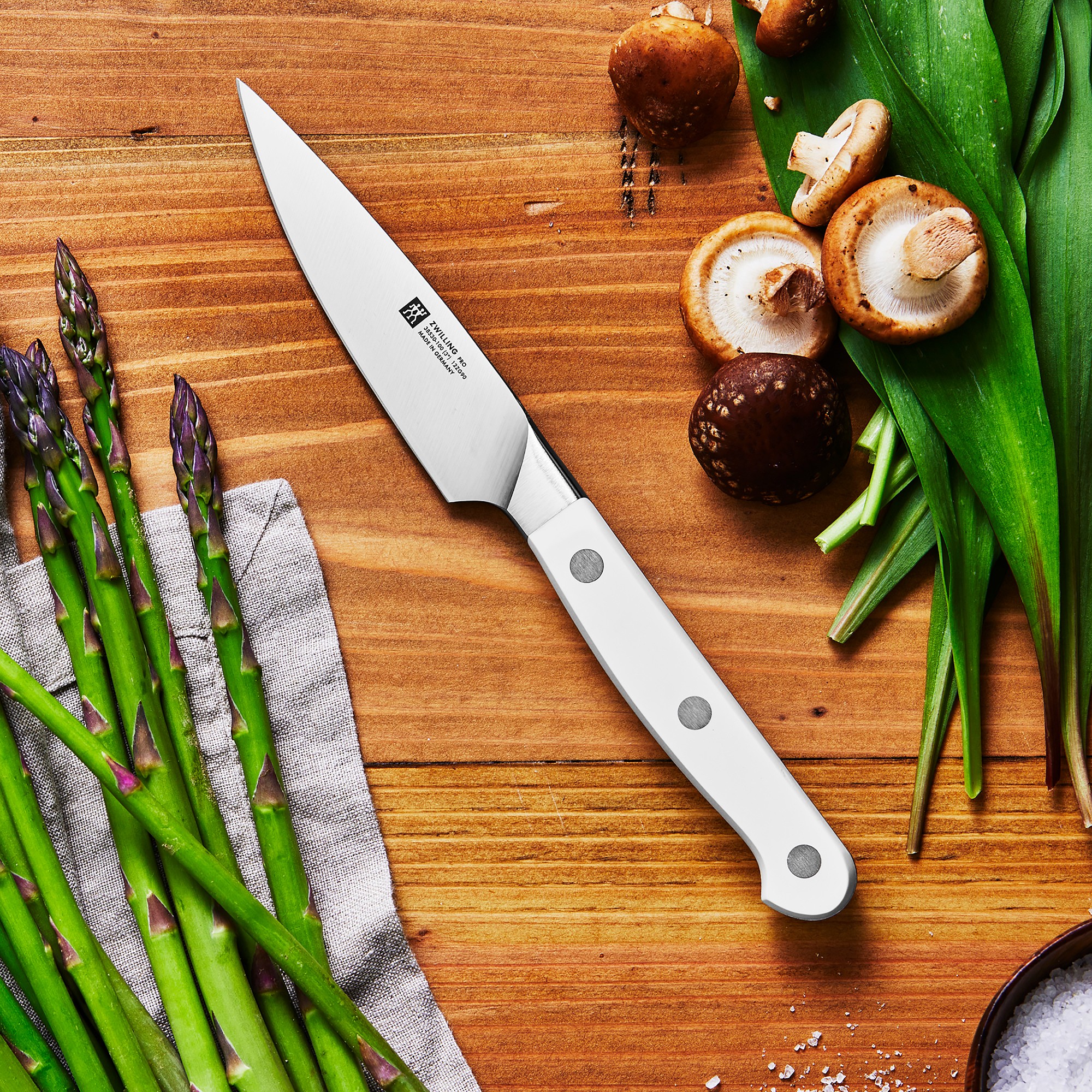 Zwilling Pro Le Blanc Paring Knife, 4