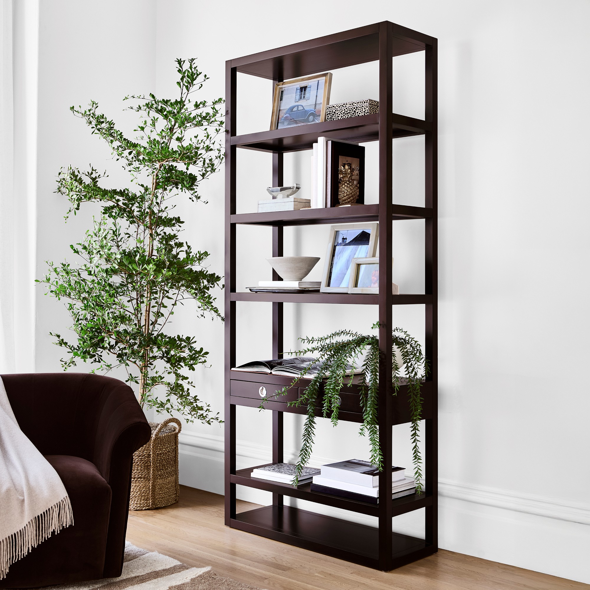 Wells Open Shelving (36