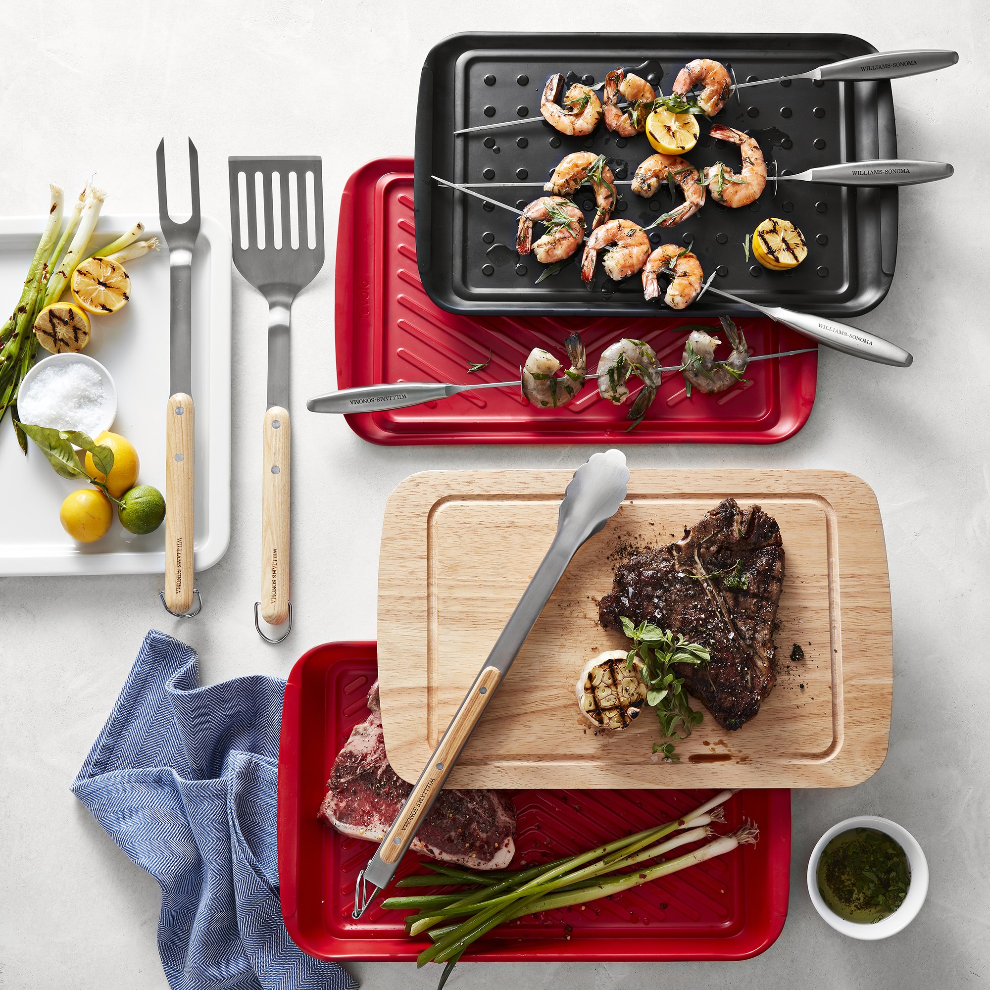 Williams Sonoma Grill Marinade Tray with Wood Lid