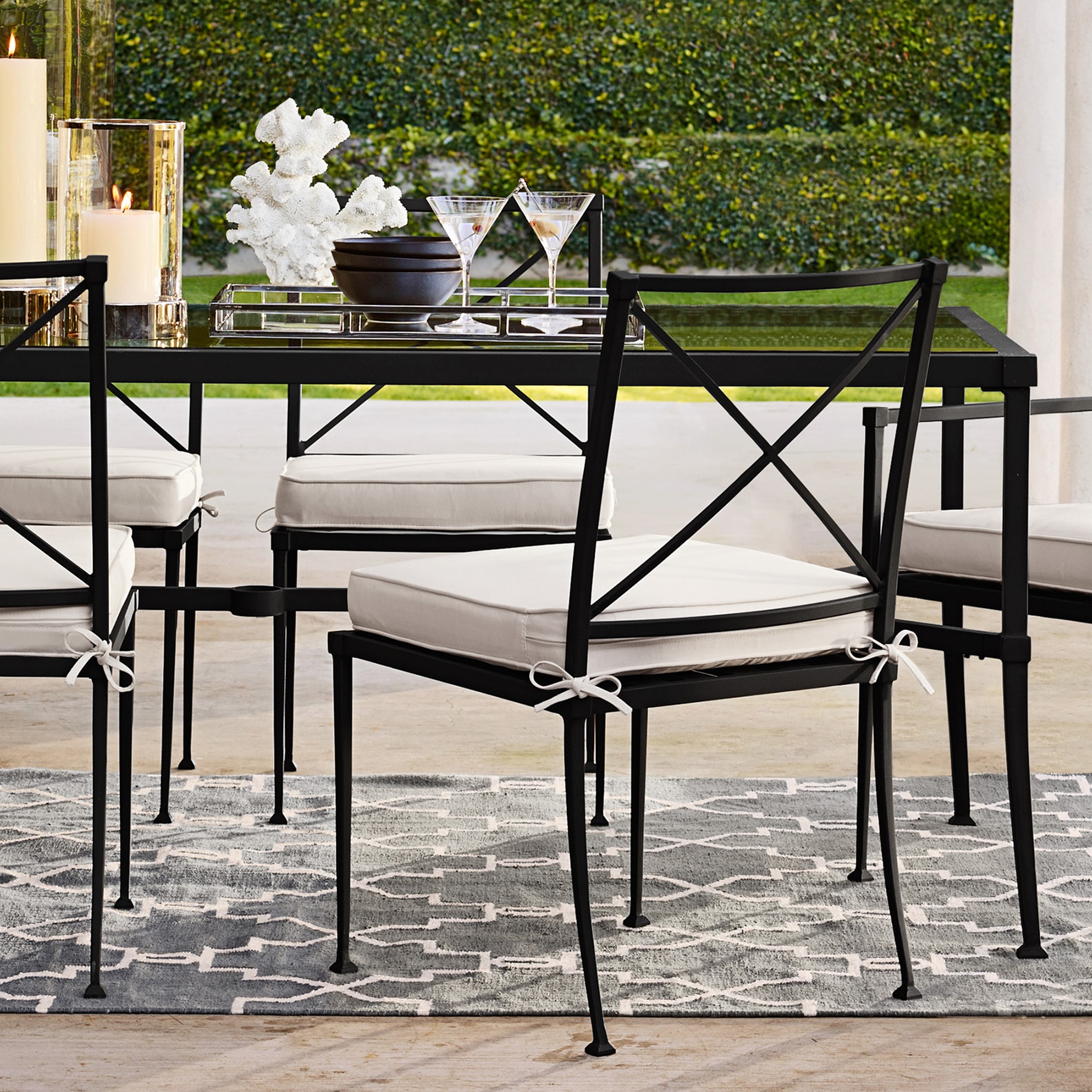 Bridgehampton Rectangular Dining Table & Dining Chairs (81