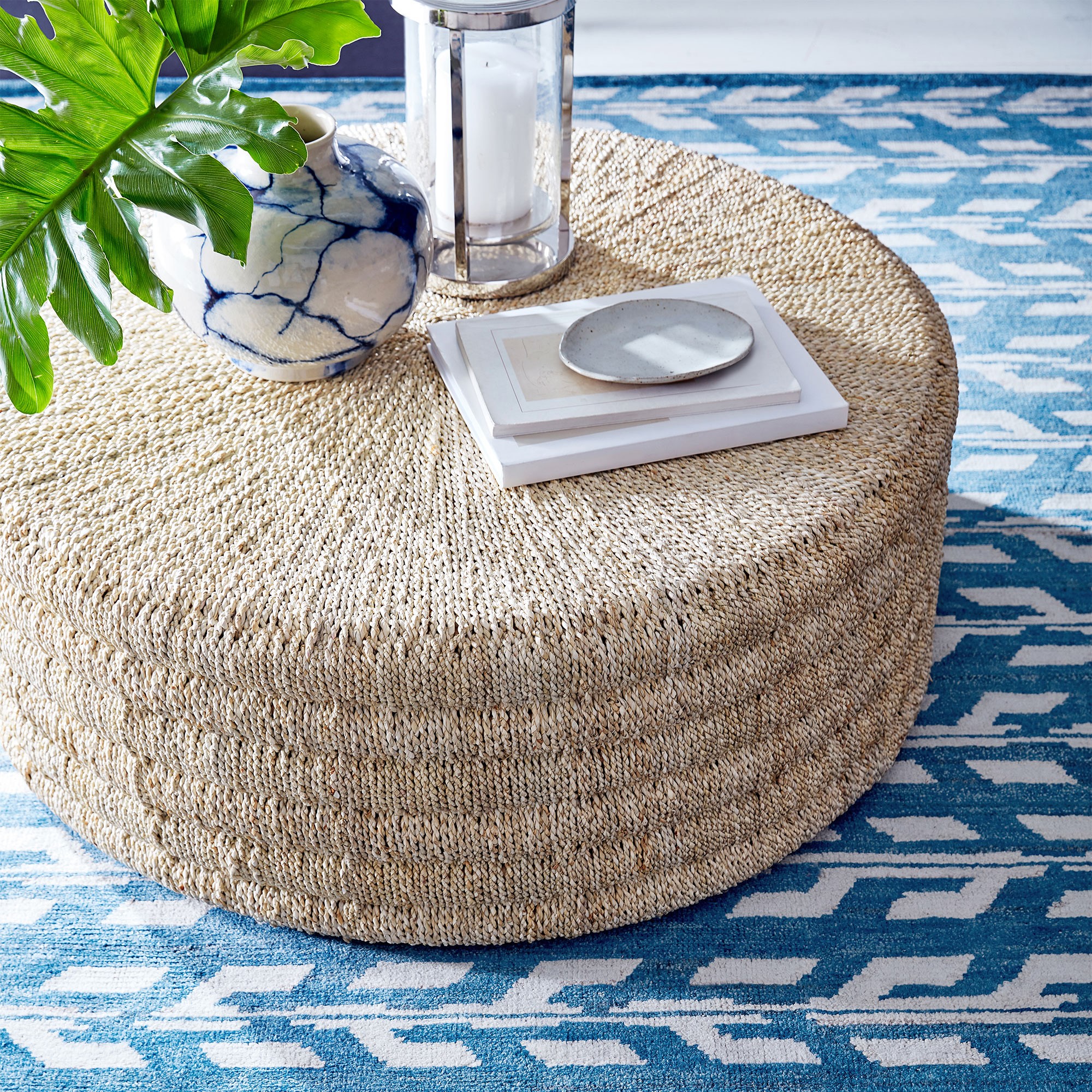 Salinas Round Coffee Table (42