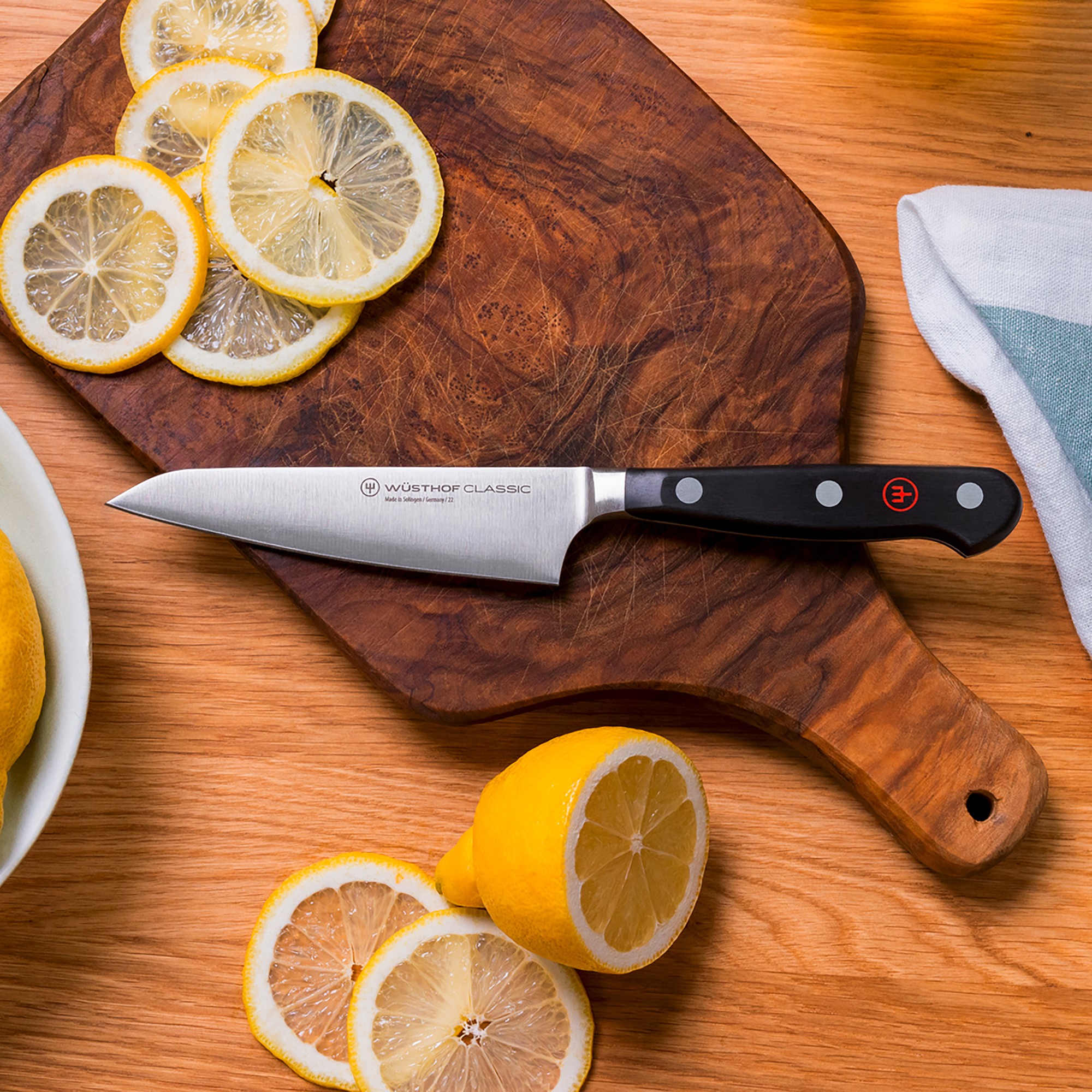Wüsthof Classic Asian Utility Knife, 4 1/2