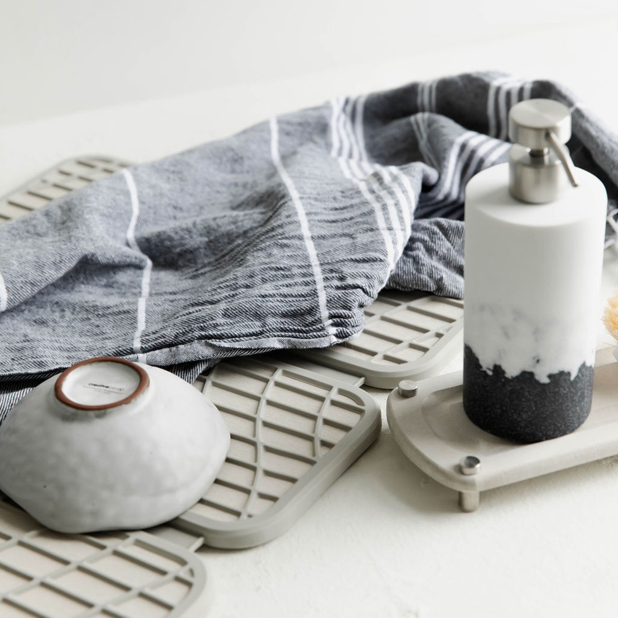 Dorai Home Dish Pad & Sink Caddy