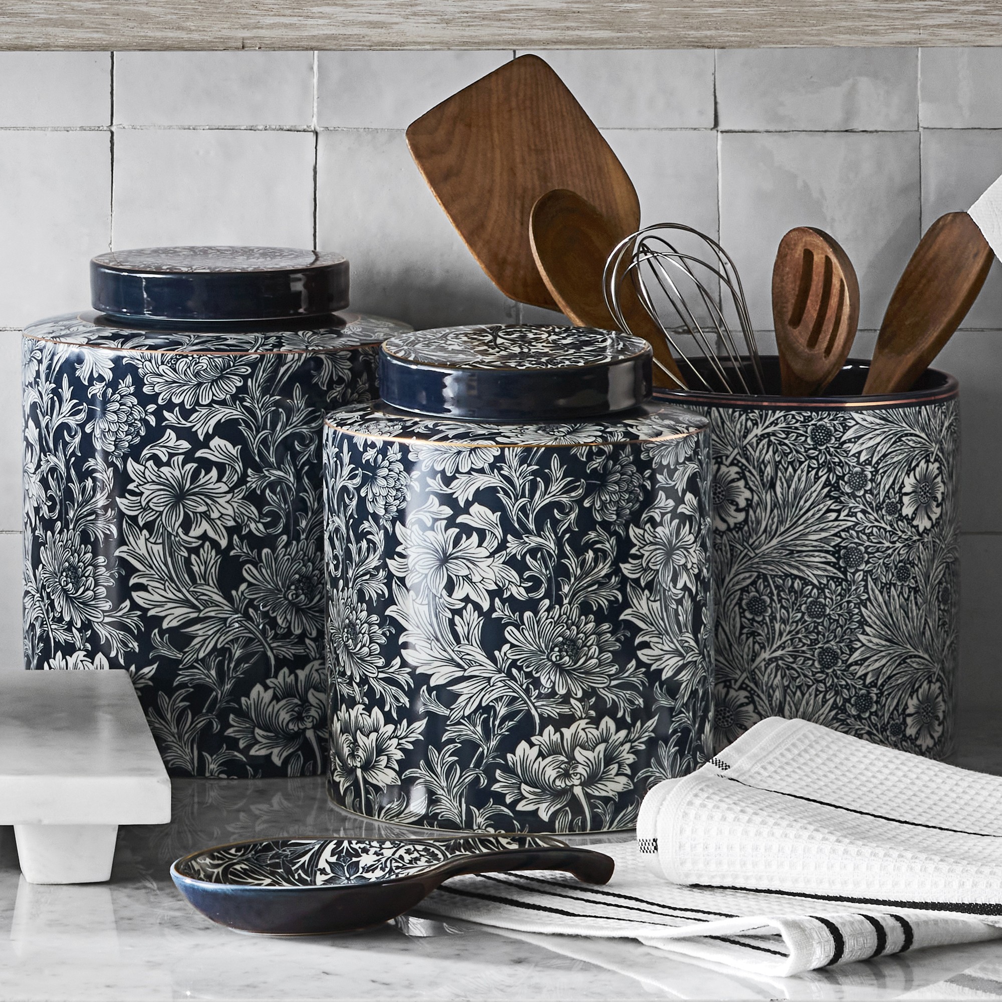 Morris & Co. x Williams Sonoma Bluebell Spoon Rest